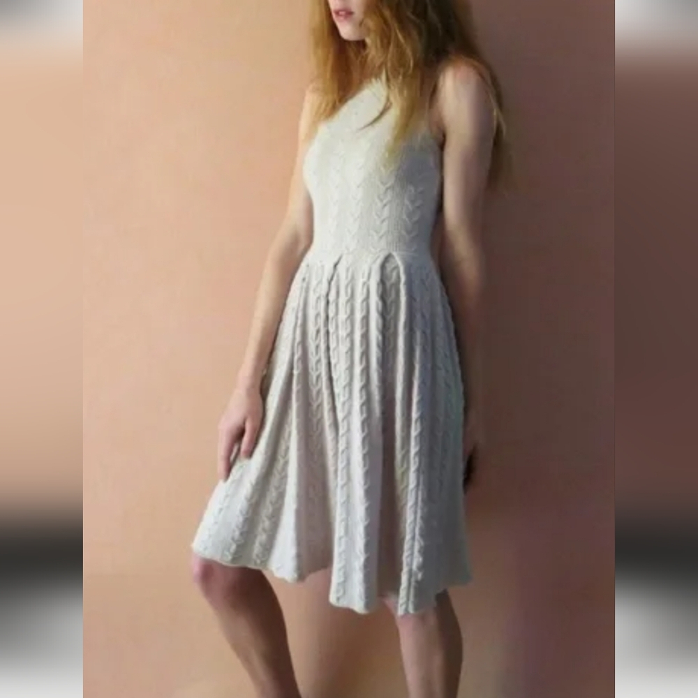 Far Away From Close Light Taupe Sleeveless Cable Knit Dress Size S new with tags
